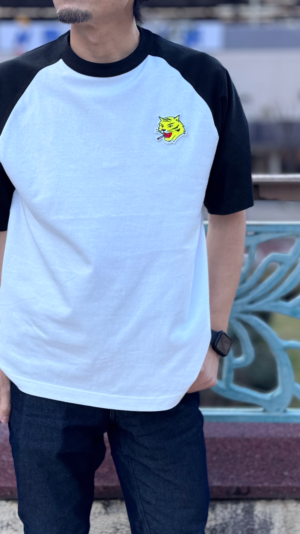 Iketora BACK PRINT RAGLAN T-SHIRT